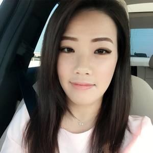 Meet your Posher, Claire